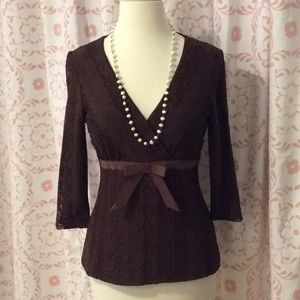🎉🎉HP🎉🎉Young Essence Brown Lace Top 3/4 sleeve